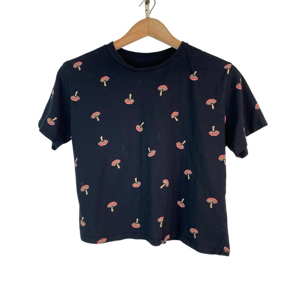 Organic Generation Women's Size S Black Red Magic Mushroom Crop T-Shirt *